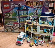 Lego heartlake krankenhaus gebraucht kaufen  Geroldsgrün