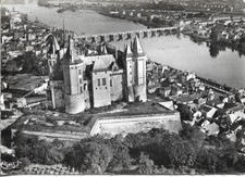 49. saumur. château. d'occasion  Beaune