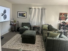 Living room set for sale  Des Moines