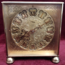 Orologio tavolo dorato usato  Roma