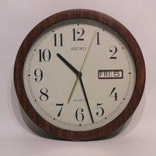 Clock seiko round for sale  Winters
