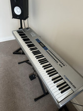 Alesis qs8.2 keyboard for sale  WALLINGFORD