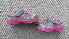 Usado, NIKE REVOLUTION 2 rosa/cinza meninas tamanho 9 comprar usado  Enviando para Brazil