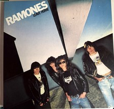 Ramones LEAVE HOME 40th Anniversary DELUXE (3CD/1LP/Booklet 2017) #06023/15,000 comprar usado Ramones LEAVE HOME 40th Anniversary DELUXE (3CD/1LP/Booklet 2017) #06023/15,000 comprar usado  Enviando para Brazil