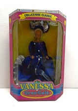Bambola collezione vanessa usato  Italia