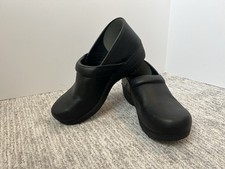Dansko women 10.5 for sale  Saratoga Springs
