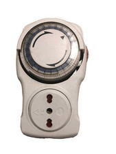 Timer regolabile con usato  Valvestino