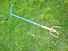 Garden claw gold for sale  Mora