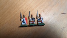Warhammer tow guerrieri usato  Spedire a Italy