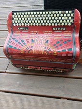 Magnifique accordéon vintage d'occasion  Wizernes