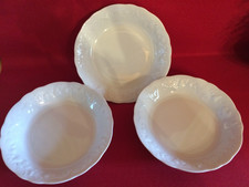 Assiettes creuses porcelaine d'occasion  Évin-Malmaison