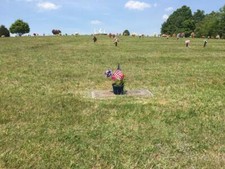Adjoining burial plots for sale  Linwood