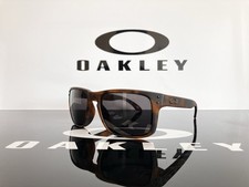 Oakley holbrook polarised for sale  GRIMSBY