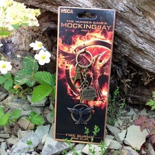 Usado, Clipe de bolsa NECA The Hunger Games Mockingjay parte 1 queima fogo comprar usado  Enviando para Brazil