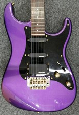 Chitarra elettrica fernandes usato  Spedire a Italy
