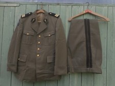 Belle tenue colonel d'occasion  Chef-Boutonne