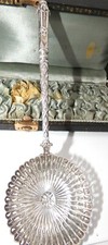 Superbe saupoudreuse argent d'occasion  Laigneville