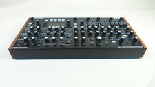 Novation peak synthesizer usato  Spedire a Italy