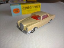 Corgi toys mercedes d'occasion  Épinal