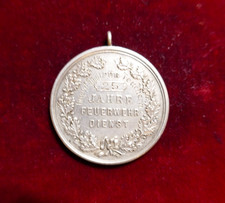 Tragbare silber medaille gebraucht kaufen Tragbare silber medaille gebraucht kaufen  Dresden
