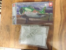 Unmade plastyk mig for sale  BAMPTON