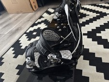 Snowboard flow bindings for sale  PONTEFRACT