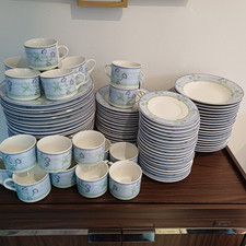 Pc. dinner set for sale  WIDNES
