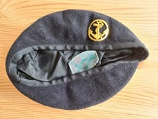 Beret noir troupes d'occasion Beret noir troupes d'occasion  Thiviers