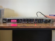 Behringer virtualizer pro d'occasion  Expédié en Belgium