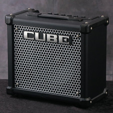 Roland cube 10gx d'occasion  Expédié en Belgium