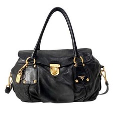 Bolsa de ombro PRADA resistente couro preto e ferragens douradas comprar usado  Enviando para Brazil