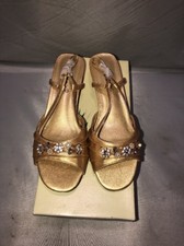 Sandália social Annie Shoes Edie feminina dourada tamanho 7M comprar usado  Enviando para Brazil