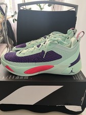 Chaussures nike jordan d'occasion Chaussures nike jordan d'occasion  Domène