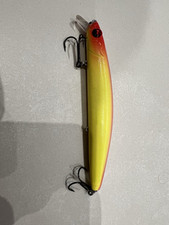 Shallow diving lure for sale  HARLOW