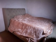 Queen size bed for sale  New York