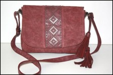 Fuchsia sac besace d'occasion  La Roche-Posay