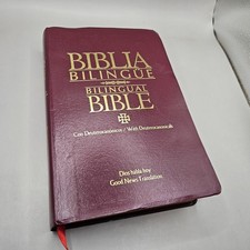 Spanish English Bilingual Bible Biblia Bilingue Good News Translation comprar usado Spanish English Bilingual Bible Biblia Bilingue Good News Translation comprar usado  Enviando para Brazil