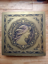 Ancienne boite chocolat d'occasion  Audincourt