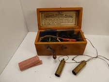 OLD QUACK DOCTOR MAGNETO MÁQUINA DE CHOQUE ELÉTRICO LABORATÓRIO INSTRUMENTO MÉDICO comprar usado  Enviando para Brazil