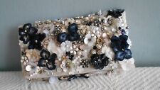 Accessorize beautiful heaviley for sale  HIGH PEAK