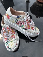 Women size trainers for sale  DUNFERMLINE