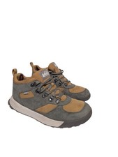 Rei men trailmade for sale  Edmonds