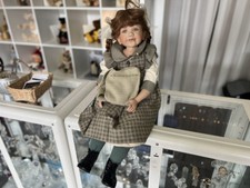 Poupée artiste berdine d'occasion Poupée artiste berdine d'occasion  Expédié en France