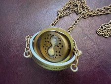 Usado, Colar corrente pingente plástico ampulheta giratória Hermione Granger Harry Potter comprar usado  Enviando para Brazil