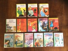 Joli lot livres d'occasion  Paris XIV