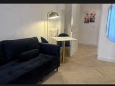 Divano letto posti usato  Roma