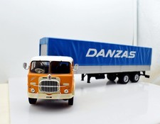 Modellino camion scala usato  Loreto