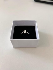 Oval diamond classic for sale  BASINGSTOKE