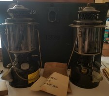 1972 Marinha Militar dos EUA (2) Kit de Lanternas com Caixa de Armazenamento e Acessórios 0402 EUA comprar usado  Enviando para Brazil
