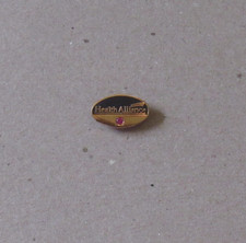 Usado, Broche vintage de rubi folheado a ouro "HEALTH ALLIANCE"; Usado comprar usado  Enviando para Brazil